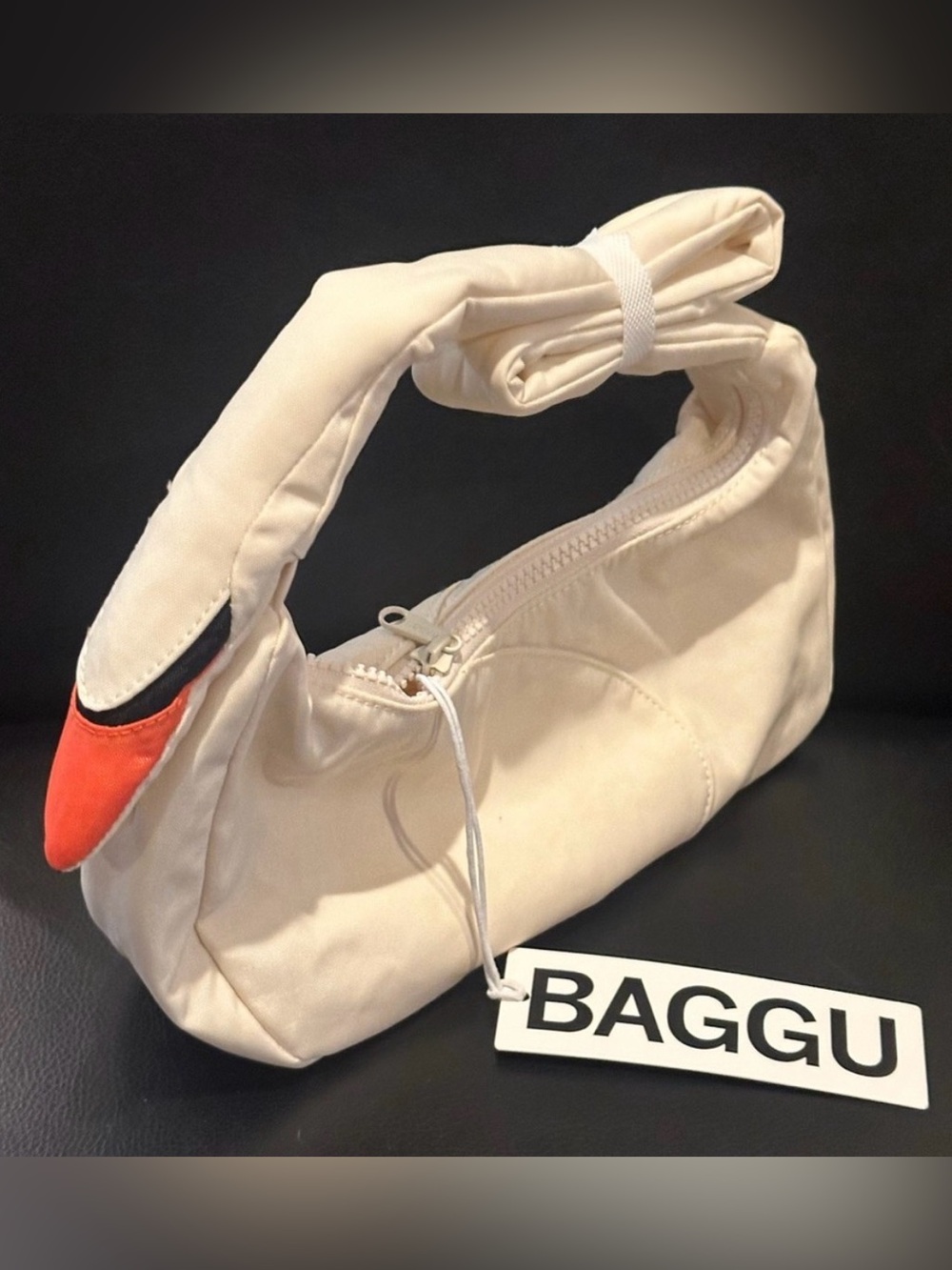 New! BAGGU swan bag in white / new with tags!